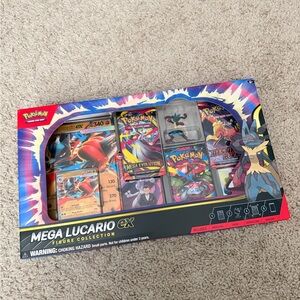 Pokemon TCG Mega Lucario EX Figure Collection